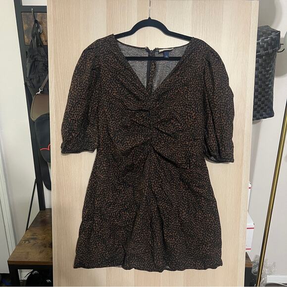 Universal Threads Leopard Print Ruched Dress - Picture 2 of 9